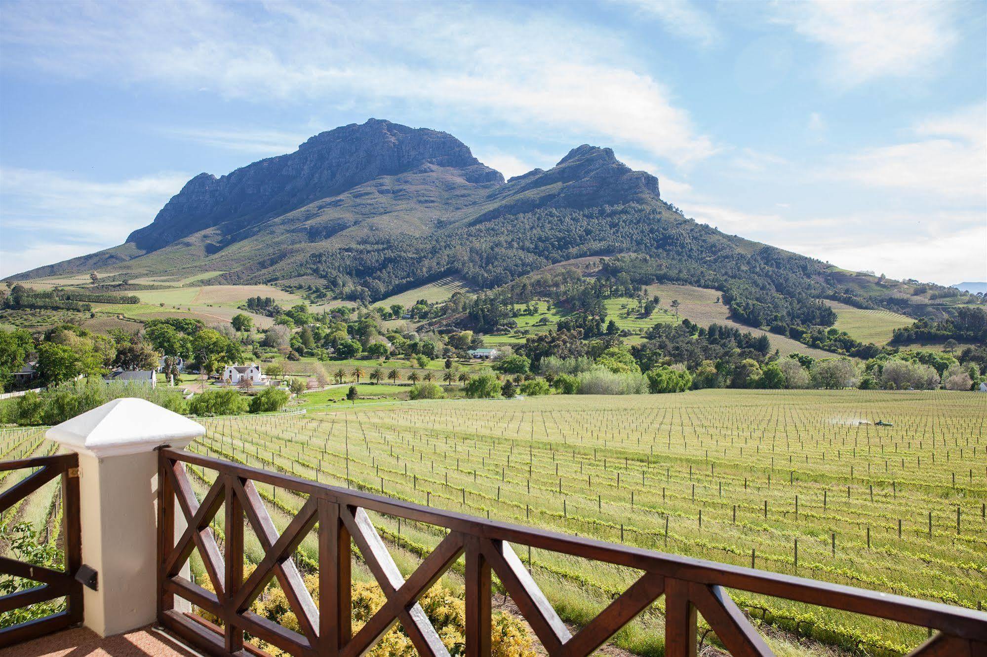 Banhoek Lodge Stellenbosch Exterior photo